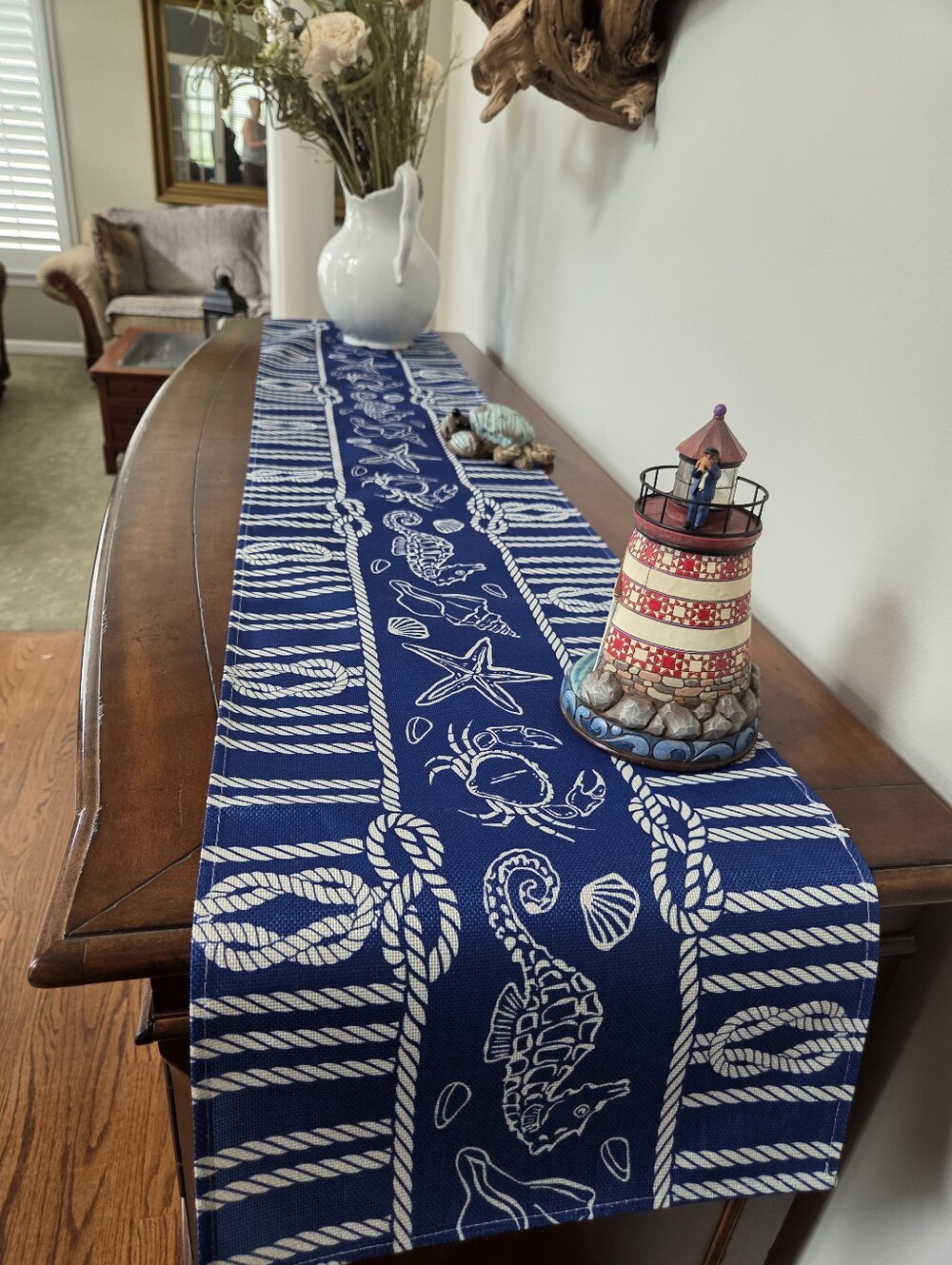 NAUTICAL KNOTS & SEA CREATURES TABLE RUNNER - Picture 1 of 6